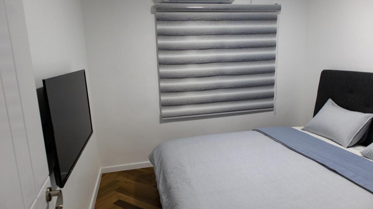 Apartment Grey House 2