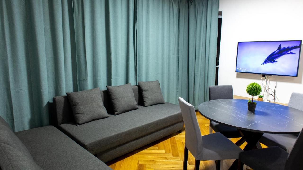Apartment Grey House 2 *